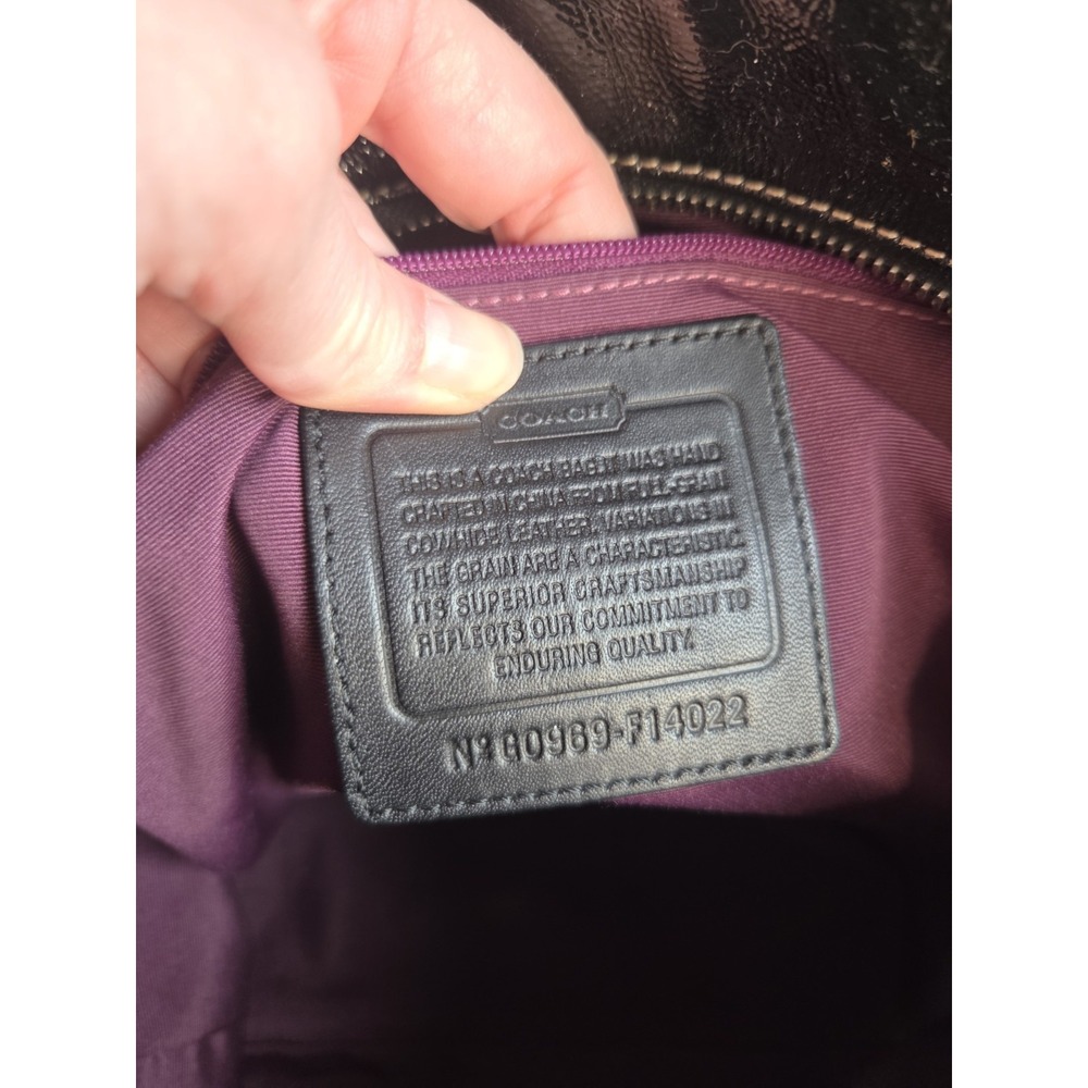 Coach Chelsea Black Patent Leather Shoulder Bag Crossbody 2009 Purple liner Y2K - Picture 2 of 9